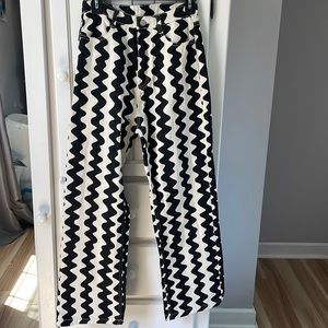 Cider High-Waisted Crème+Black Patterned Slight-Flare Jeans